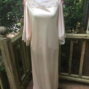 Vintage Vanity Fair Nightgown
